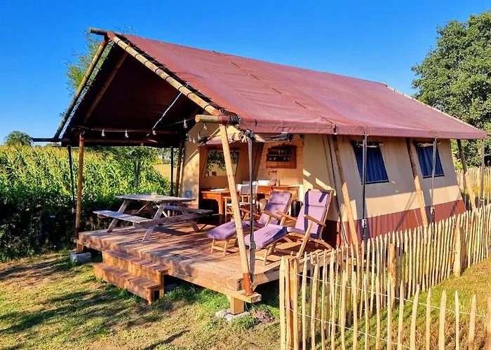 Luxury Safari Tent Near Veluwe Klarenbeek